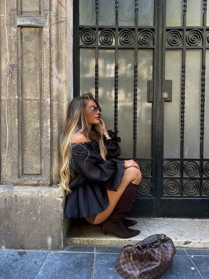 Ella Noir