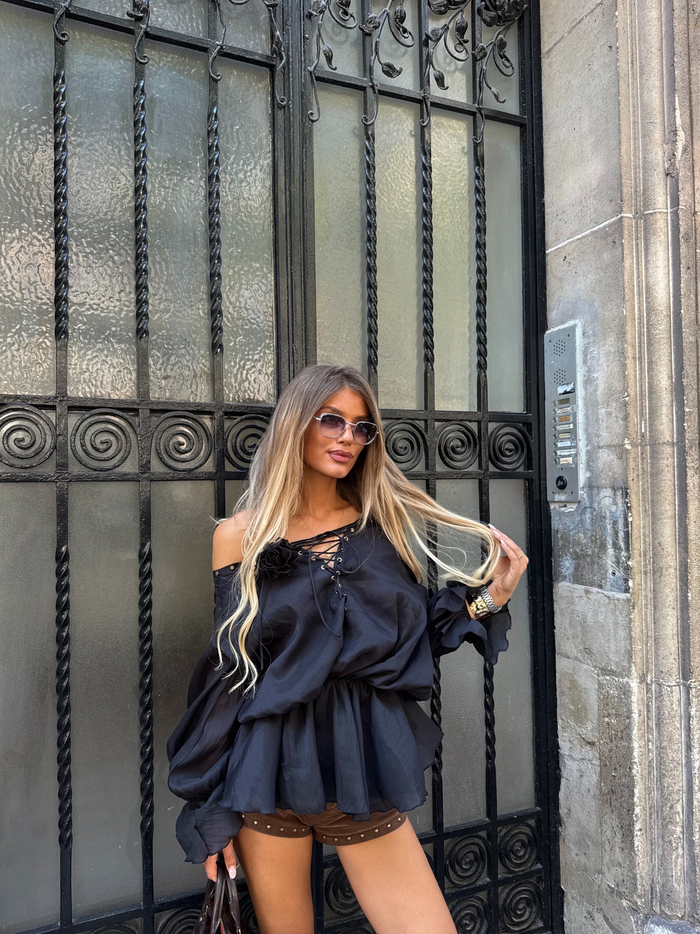 Ella Noir