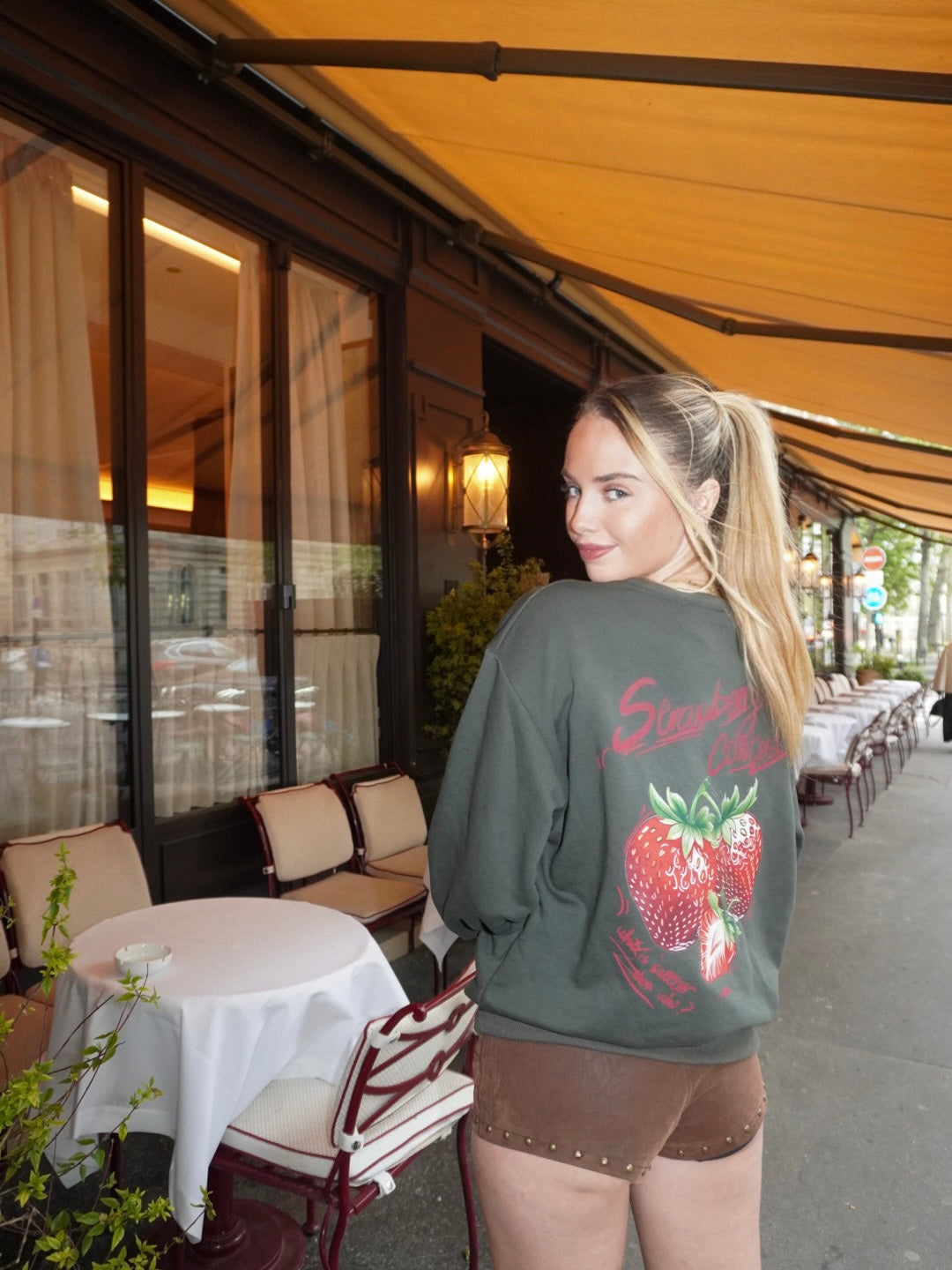 Sweat Constance Kaki