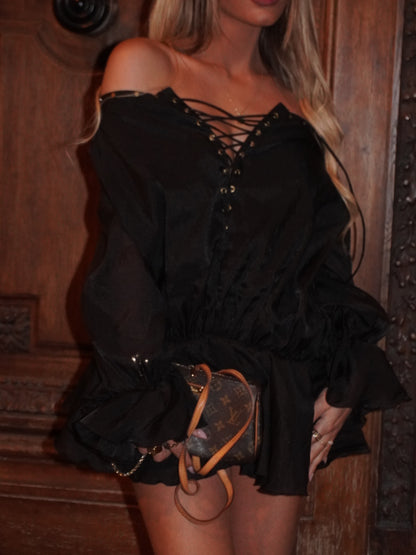Ella Noir